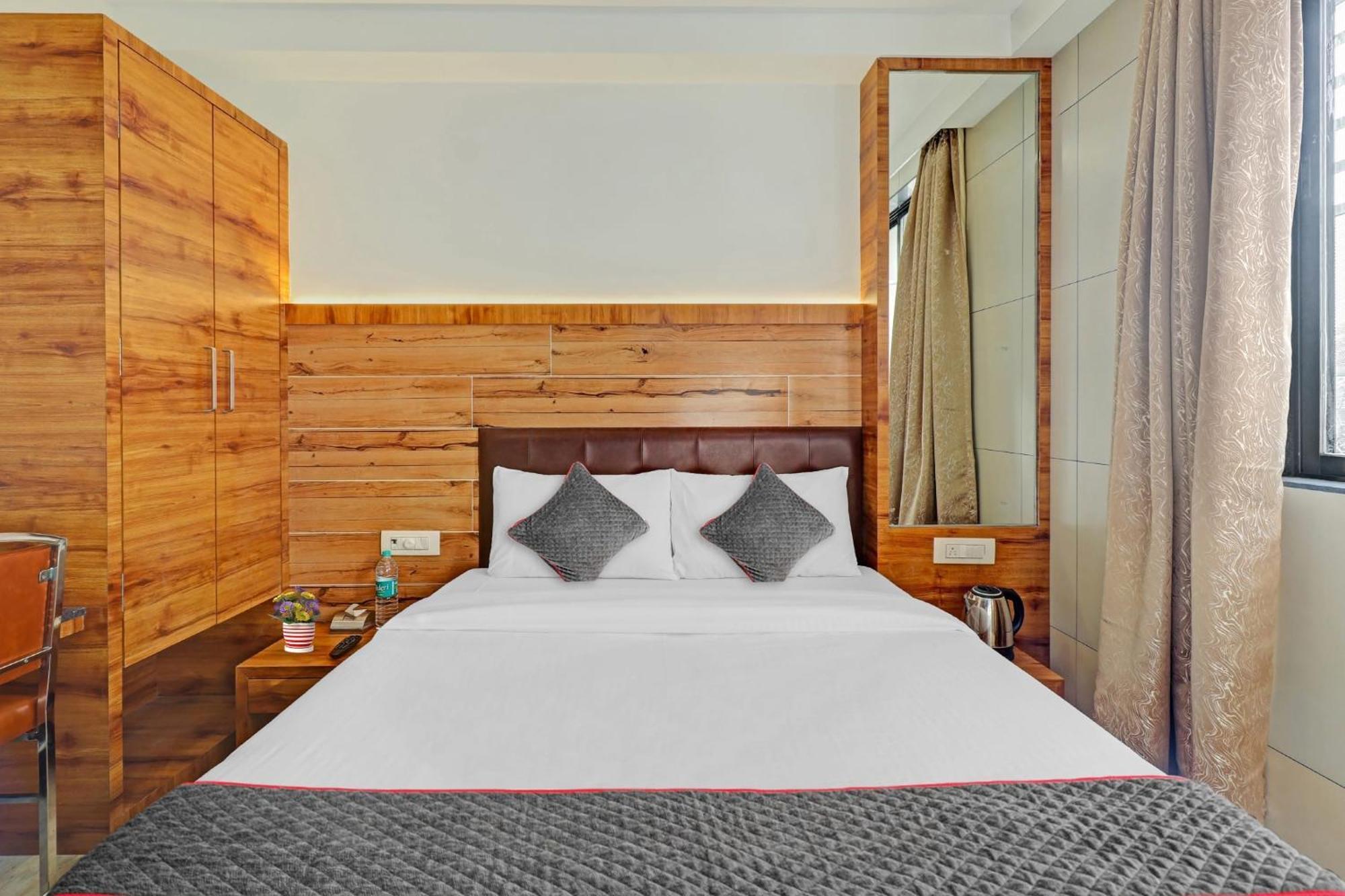 Townhouse Vandana Residency Amarnāth エクステリア 写真