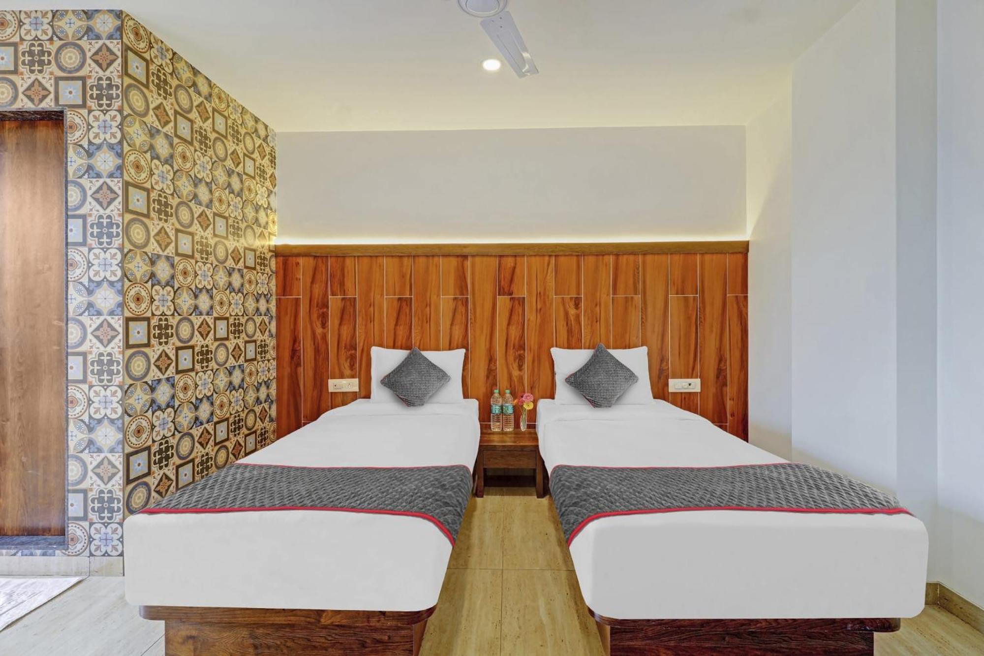 Townhouse Vandana Residency Amarnāth エクステリア 写真