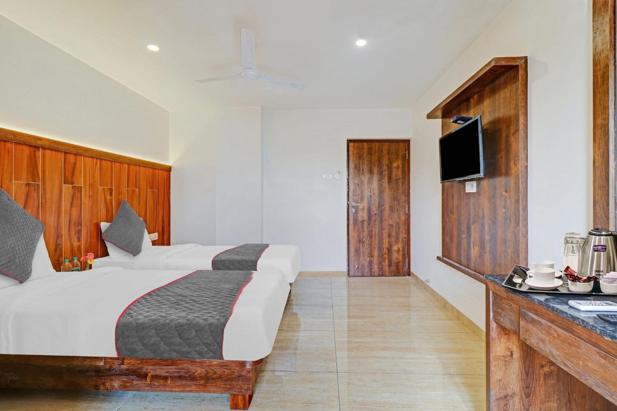 Townhouse Vandana Residency Amarnāth エクステリア 写真